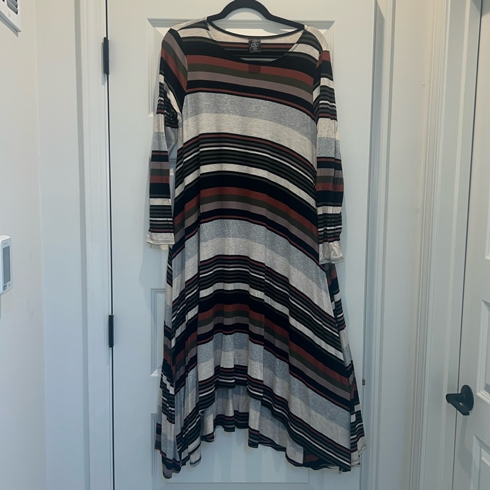 Women’s Agnes & Dora Dress-Size M/L
